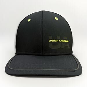 Under Armour UA Mes Black Yellow UA Logo Fitted Hat Size M/L Baseball Cap